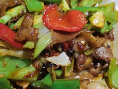 小镇回锅肉-老爹面川味小酒馆(阿什河街店)