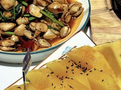 -嗨辣小聚·盘锦河蟹·海鲜烧烤龙虾(盘锦十年好店)