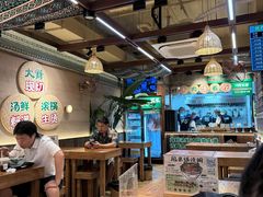 -云阿蛮云南生烫牛肉米线(奉贤路店)