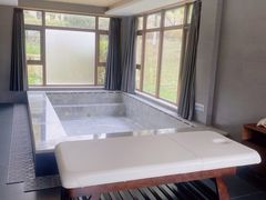 -大连金石滩绿发温泉假日酒店