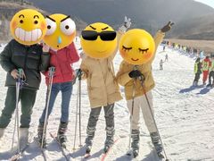 -济南卧虎山滑雪场