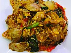 -J Daeng Seafood