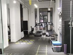-汗水空间私教健身连锁(SM广场店)