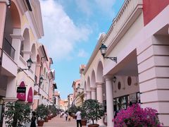 -BOY LONDON(上海佛罗伦萨小镇店)