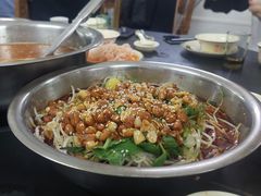 -周良天山牛杂城(天山路总店)