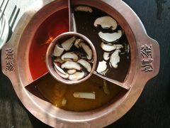 -滇釜火锅·能喝汤的火锅(车公庄店)