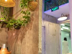 -炉小二铜锅牛蛙•川湘菜(三里屯店)