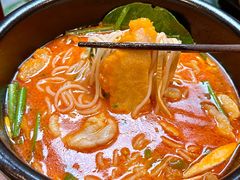 -银米·云南传统过桥米线(双廊黑金冠店)