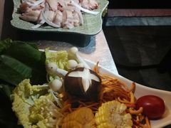 健康养生拼盘-探窝·竹笙椰子鸡(杨箕店)