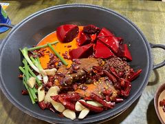 二龙转冷锅鸭血-黄潇洒老火锅(九眼桥宏济巷店)