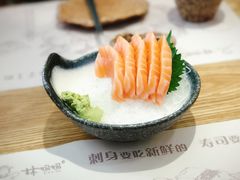 白三文鱼刺身-林妈妈村·日式料理(宝山万达店)