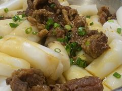 牛腩蒸陈村粉-牛一煲美食(江高店)