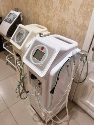 -伊美娜科技美肤中心