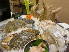 -红鼎豆捞·非遗鲍皇汤火锅(宝丰路店)