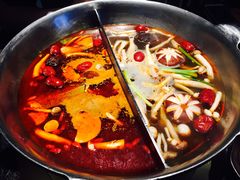 -湊湊火锅·茶憩(新中关购物中心店)