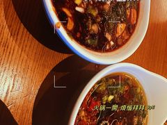 -楼外楼大刀肉传统火锅居(博学路店)
