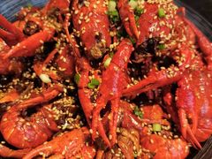 -肥肥虾庄·金牌油焖大虾(汉口城市广场店)