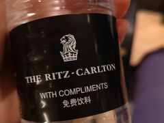 -丽思卡尔顿酒店泳池(金融街店)