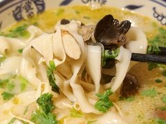 -虢国羊肉汤馆(政二街店)