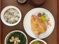 -雪梅月子中心(华侨城店)