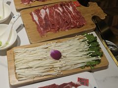 -和兴记潮汕牛肉火锅(太原街万达店)