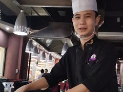 -利昂法式铁板主题餐厅(新奥购物中心店)