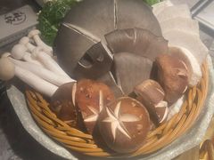 -麻路成都火锅(柏威年店)