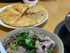 -大众跷脚牛肉馆·非遗传承单位(峨眉山店)