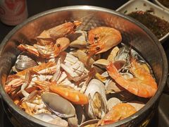 -钱小奴海鲜自助黑金店(杭州滨江龙湖店)
