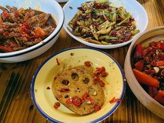 -老三样·美食研究中心(世贸路店)