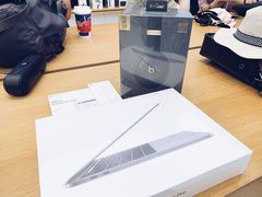 -Apple零售店(济南恒隆广场店)