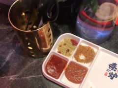 -秦炉烤肉(财富中心店)