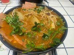 -肥汁米蘭香港米线(长宁来福士店)