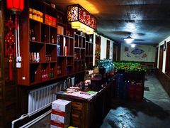 -果松木炭酸菜铜火锅·外婆参鸡汤