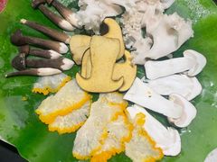 -钢管厂五区小郡肝串串香火锅(梅川路店)