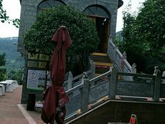-楠柏弯休闲山庄(梨花溪店)