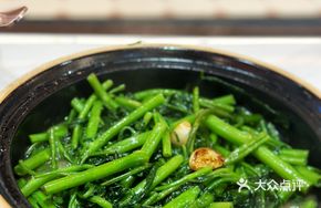 Stir-fried通心菜 with 酱汁