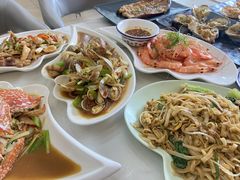 -覃记海鲜美食餐厅