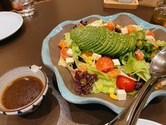 油梨蔬菜沙拉-伊藤ITO(侨福芳草地购物中心店)