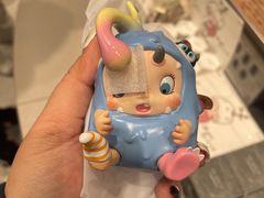 -泡泡玛特POPMART (北京超极合生汇店)