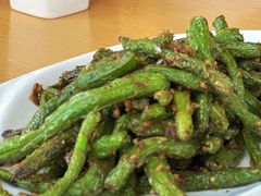 -渝信川菜 · 川味家常菜(财富购物中心店)