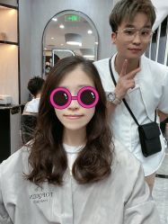 -TOP HAIR SALON