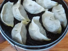 -罗卜李包子羊肉汤