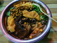 -螺满地螺丝粉