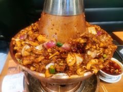 -炉小二铜锅牛蛙•川湘菜(三里屯店)