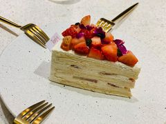 草莓乌龙千层蛋糕-Toris(LuOne凯德晶萃广场店)