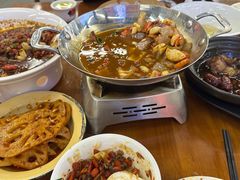 -堂瓦里·33年传统赣菜(第一街区店)