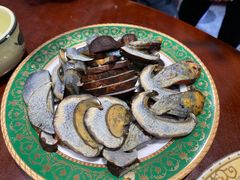 -菌之家·专业纯野生菌火锅·特色炒菌