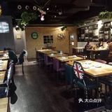 这家的鱼做的真好吃 [加油]