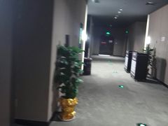 -苏宁影城(激光沙发)